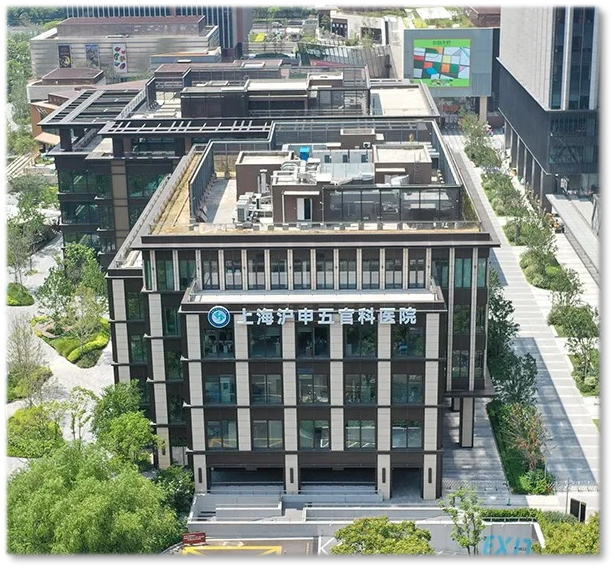 上海彩丝以匠心织就沪申五官科医院的“光之帷幄”